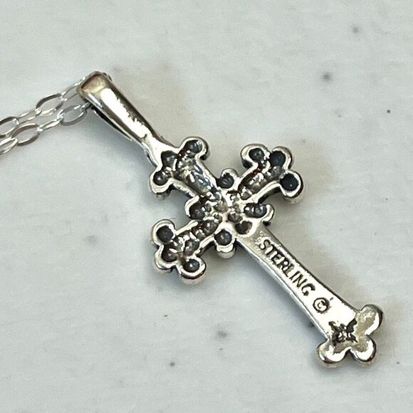 Sterling Silver Cross Necklace USA Made Pendant 925 28x12.5mm 18in Cable Chain - Picture 2 of 12
